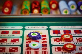 mickey88 Wizdom Wonders di mickey88: Slot dan Meja Langsung Berkualitas Tinggi